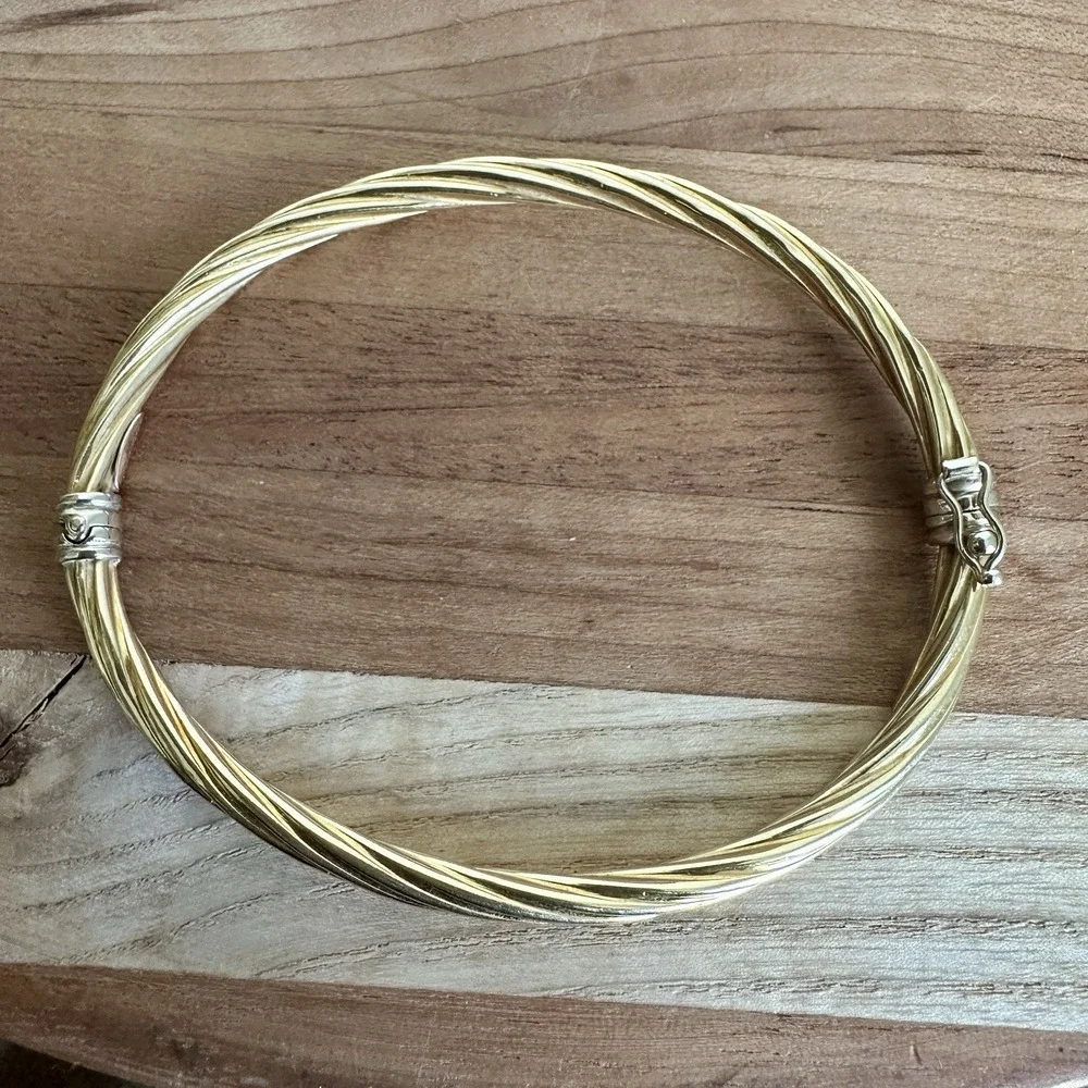 Vintage Super Joyas 18K‎ 750 Yellow Gold Bangle Bracelet 6.5 Twisted Hinged 6.3g